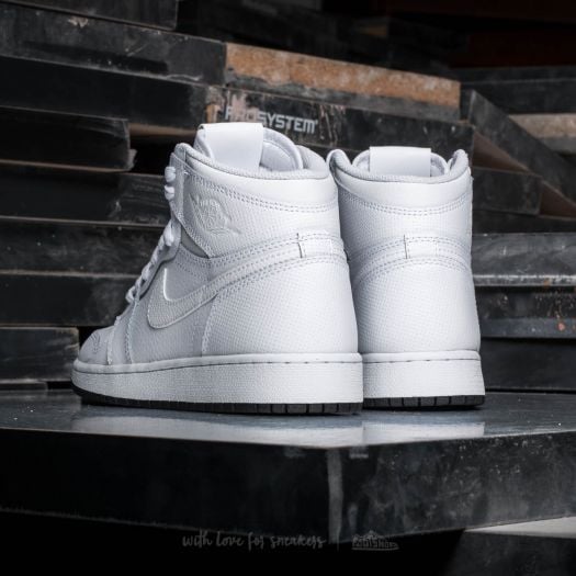 Women s shoes Air Jordan 1 Retro High OG White Black White Footshop
