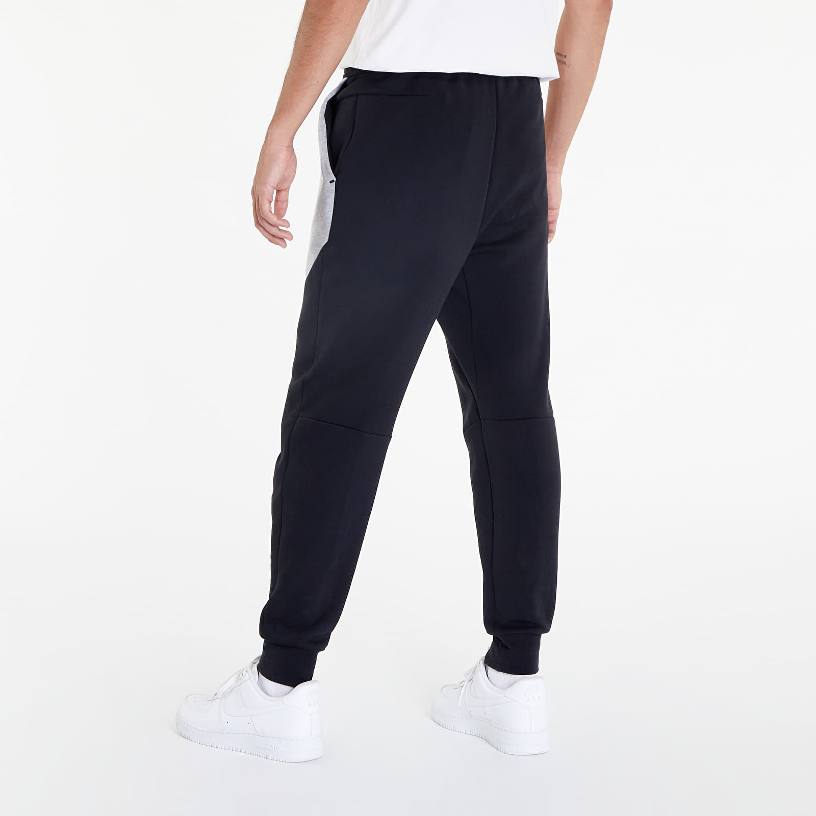 Pantalones Nike NSW Tech Fleece Joggers Black/ Dk Grey Heather/ White