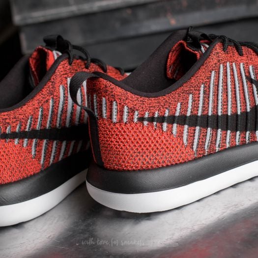 Nike roshe two flyknit hot sale mujer rojas