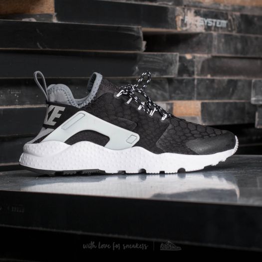 Dámske tenisky nike w air huarache run ultra se discount