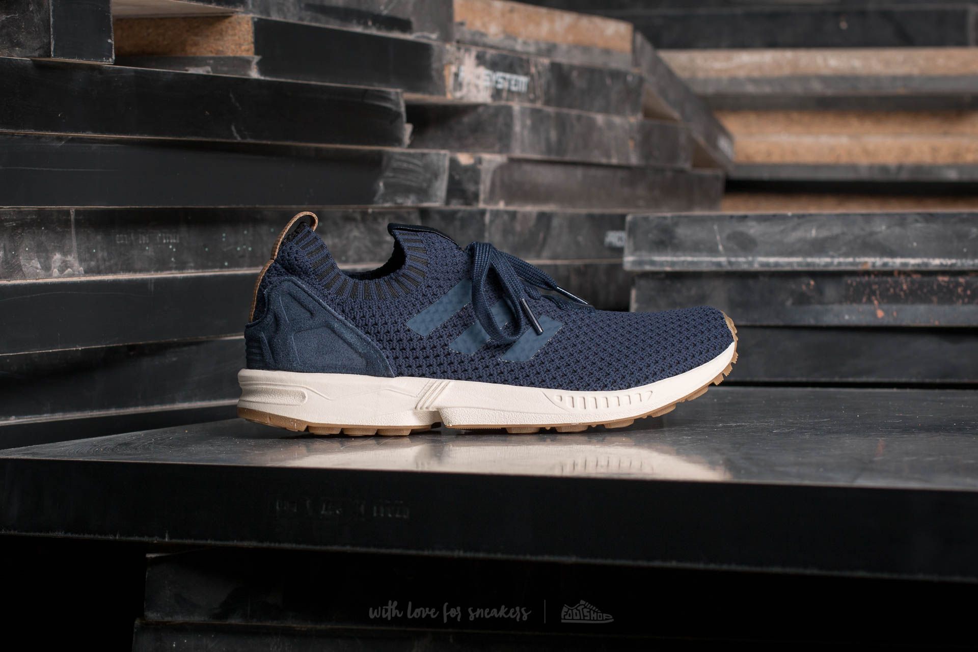 Adidas zx hotsell flux 10.5
