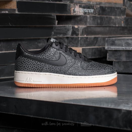Nike air force 1 7 premium black sale