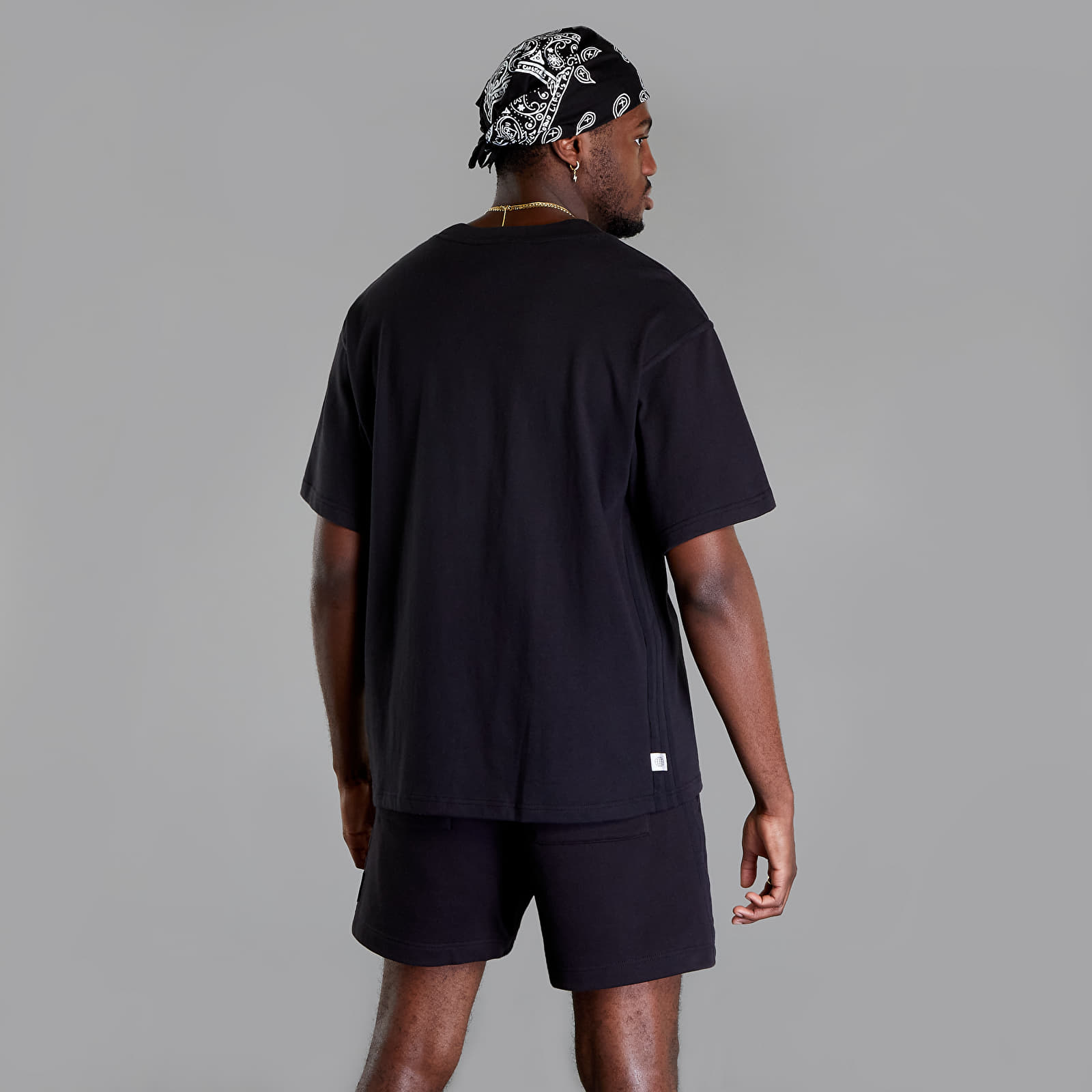 T-shirts adidas Blue Version Essentials Tee (Gender Neutral) Black