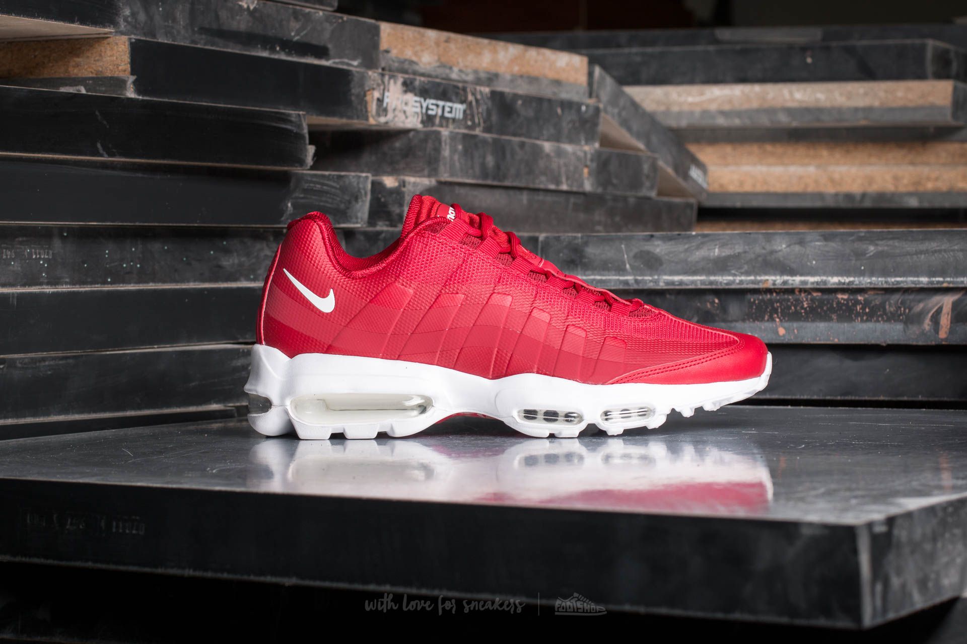 Nike air max 95 ultra red 2025