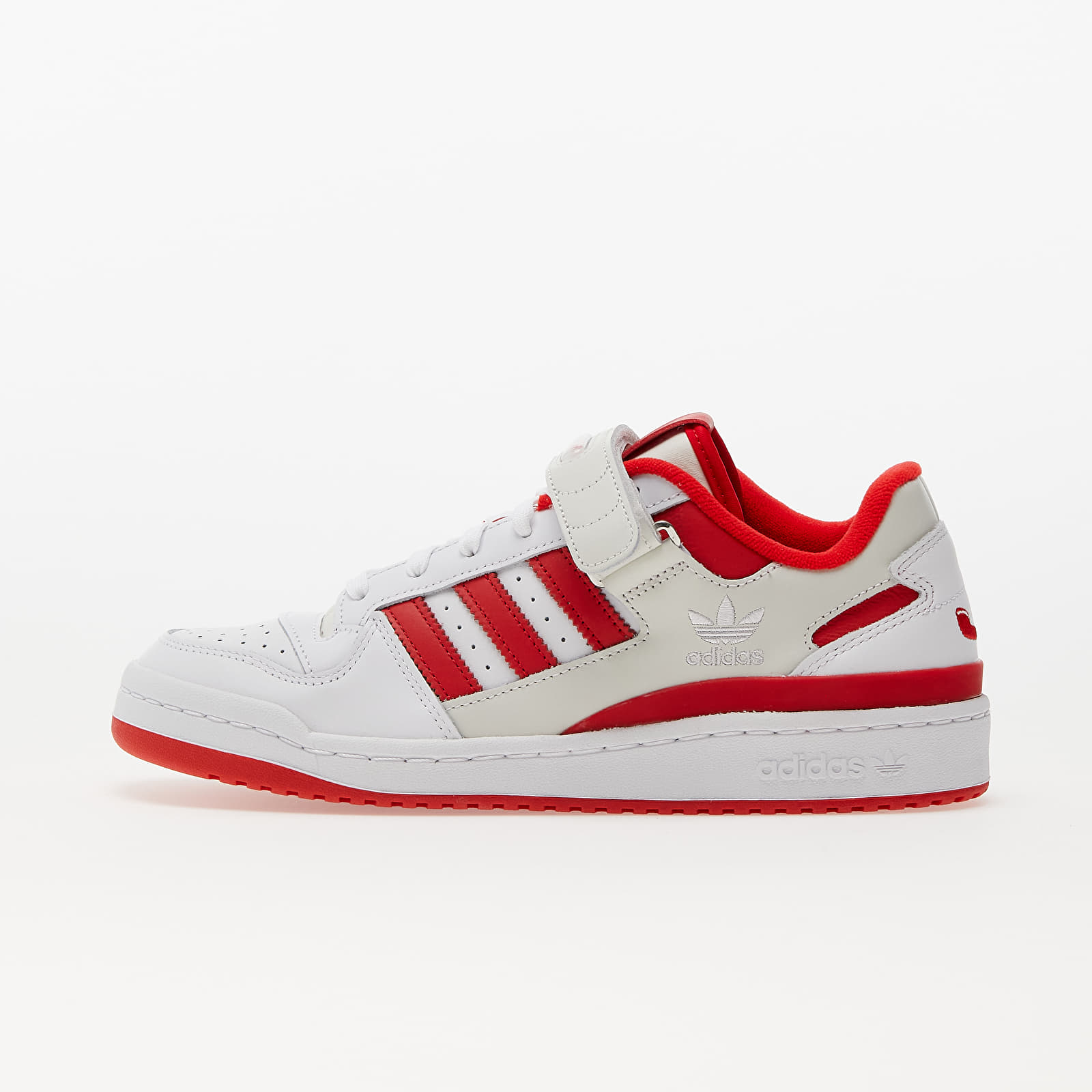 Chaussures et baskets homme adidas x Trap Kitchen Forum Low Ftw White/ Ftw White/ Vivid Red