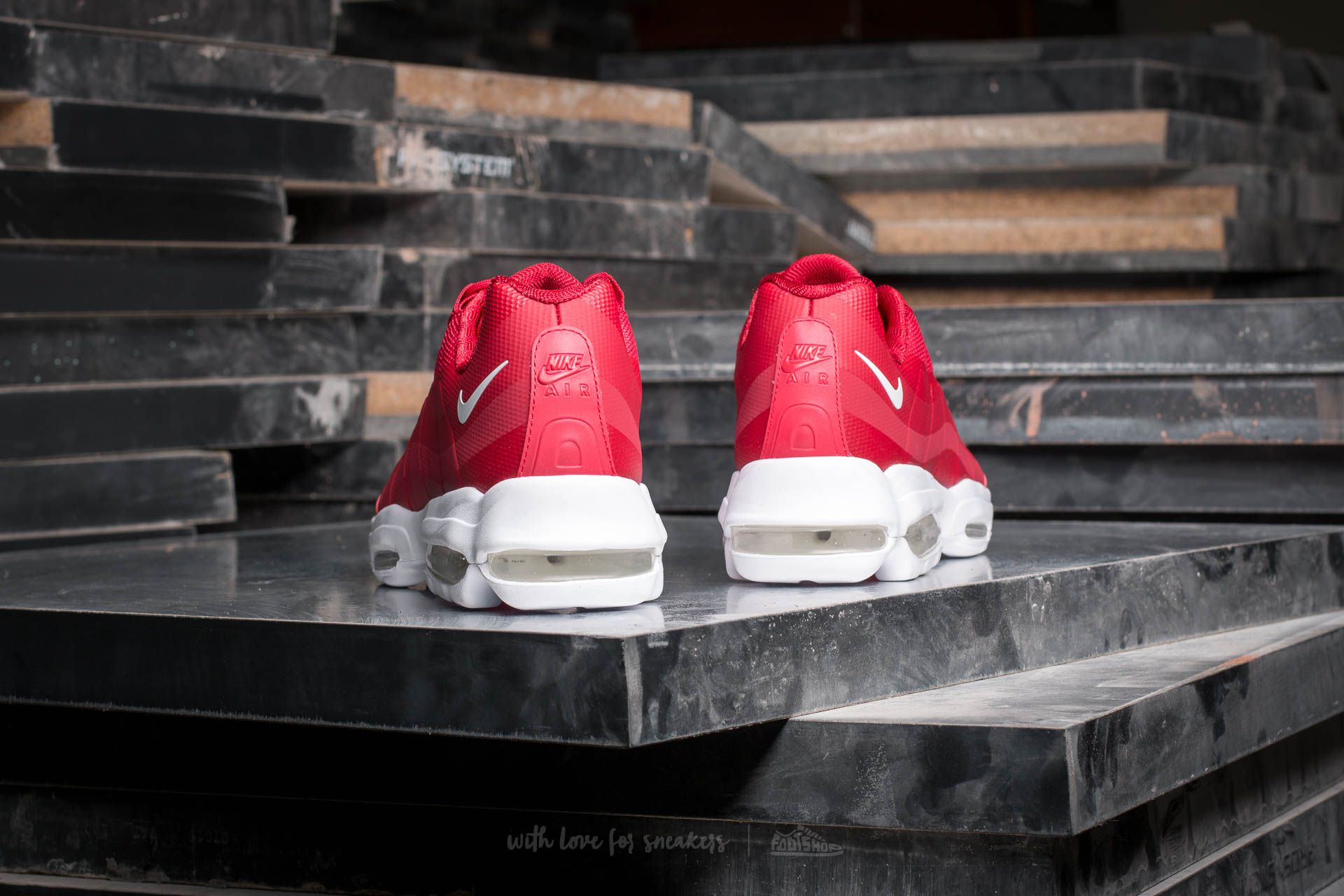 Herren Sneaker und Schuhe Nike Air Max 95 Ultra Essential Gym Red White White Footshop