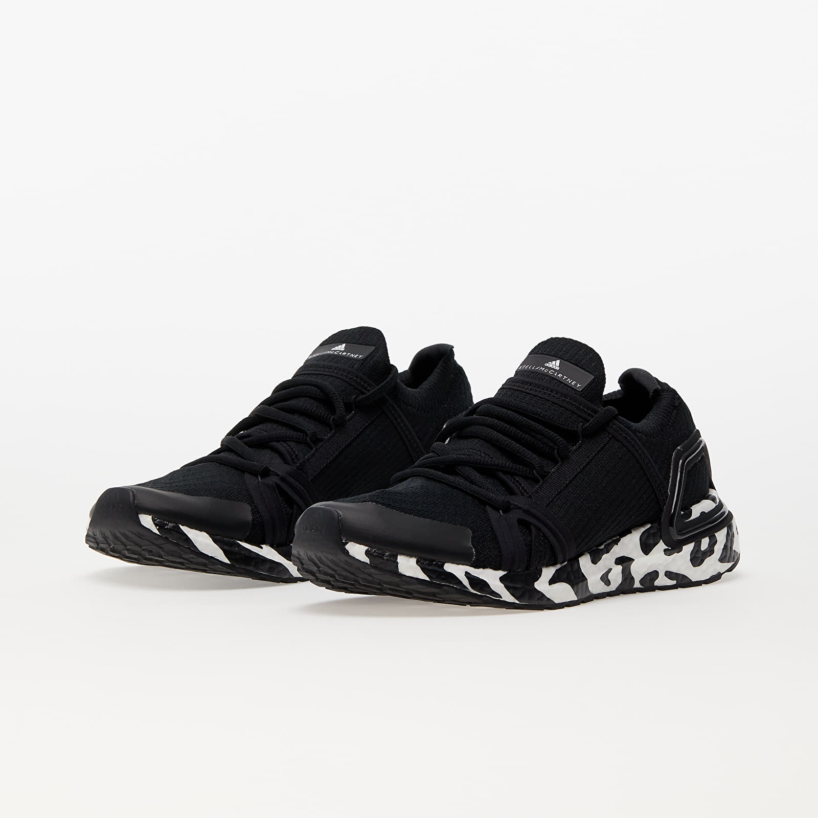 Stella mccartney best sale ultra boost black