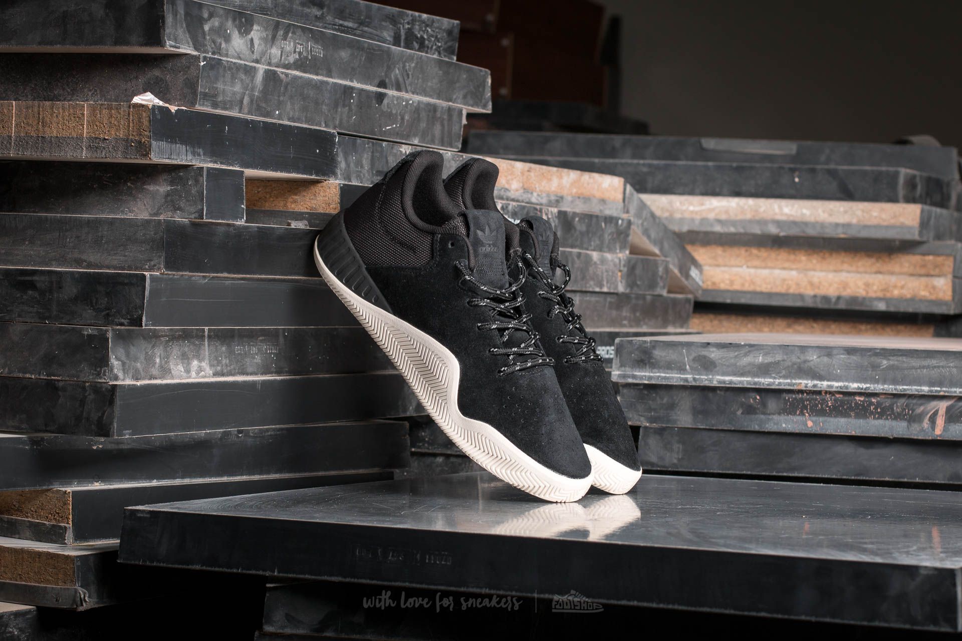Men's shoes adidas Tubular Instinct Low Core Black/ Core Black/ Core White