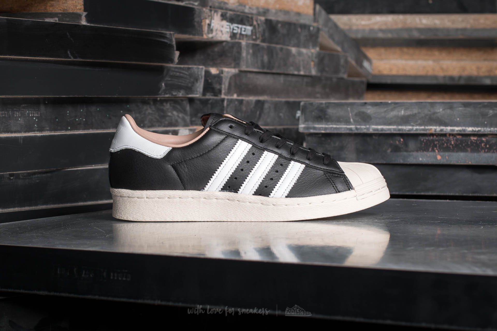 Damen Sneaker und Schuhe adidas W Superstar 80s Core Black Ftw White Off White Footshop