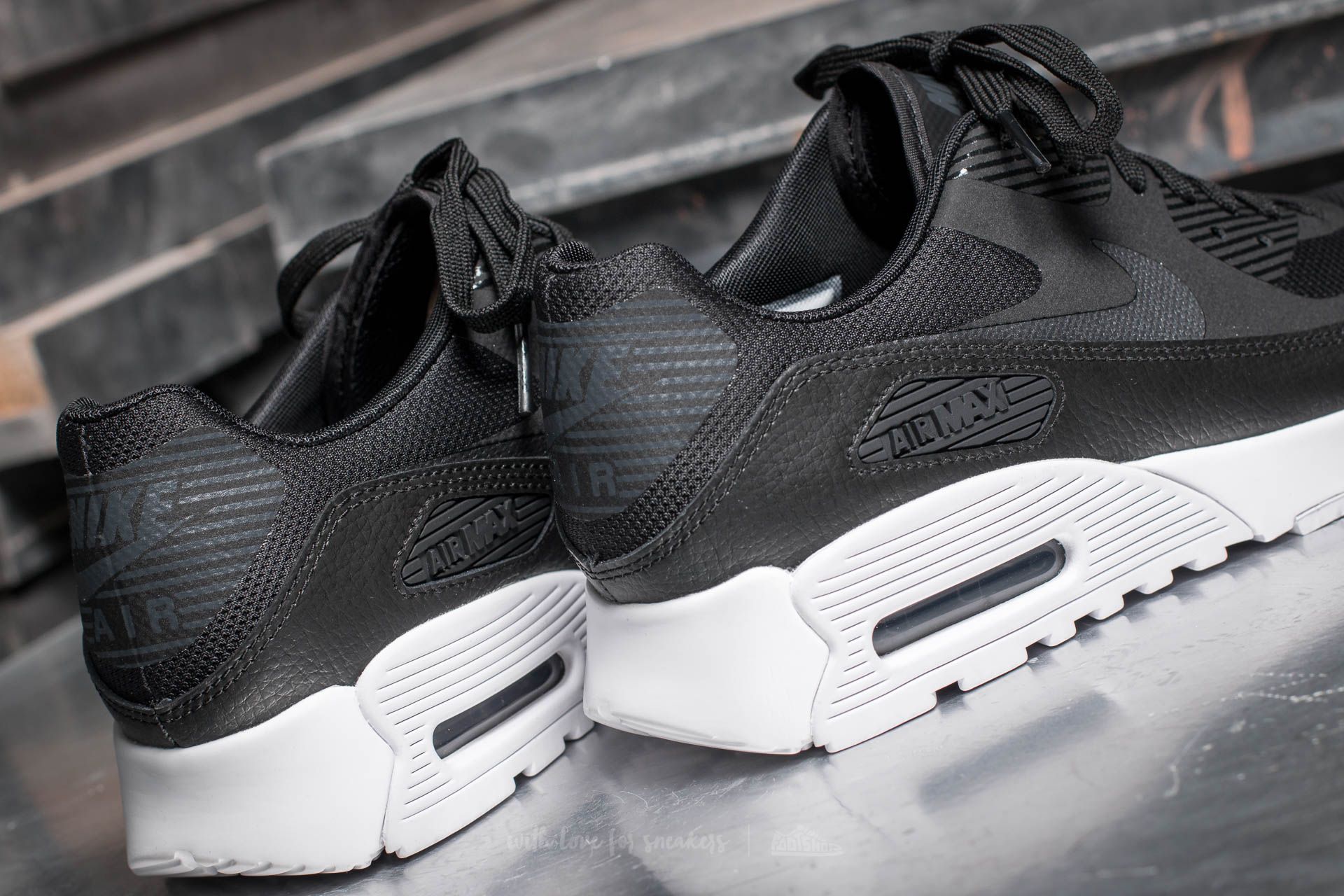 Women s shoes Nike Wmns Air Max 90 Ultra 2.0 Black Metallic Hematite White Footshop