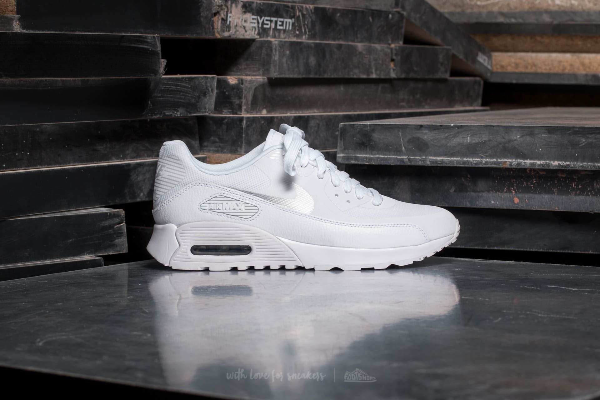 Női cipők Nike Wmns Air Max 90 Ultra 2.0 White/ Metallic Platinum-White