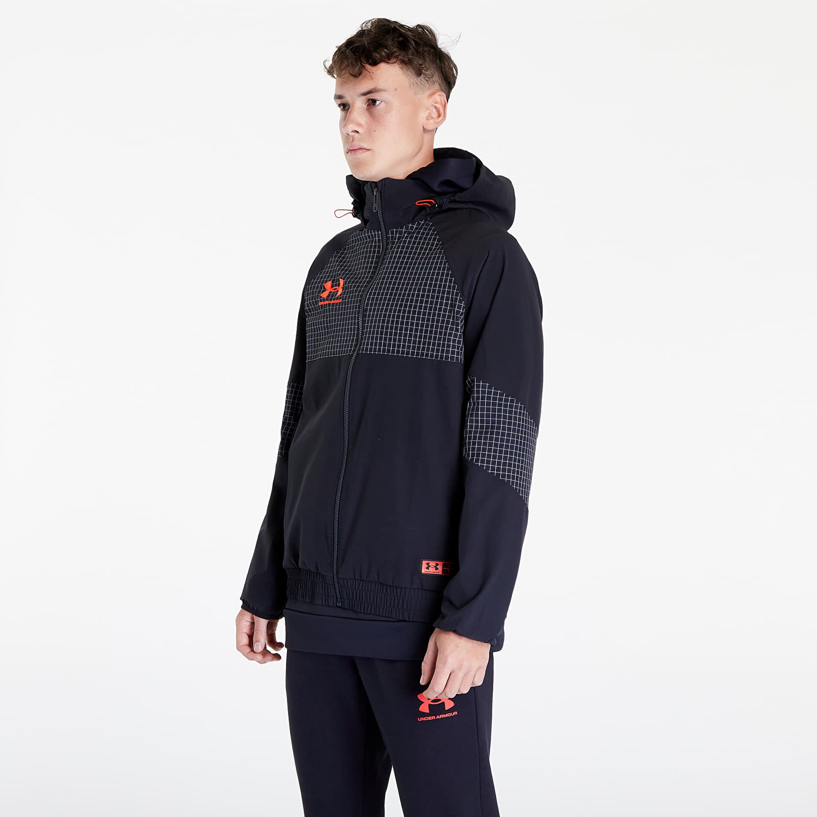 Under Armour - accelerate track jacket black