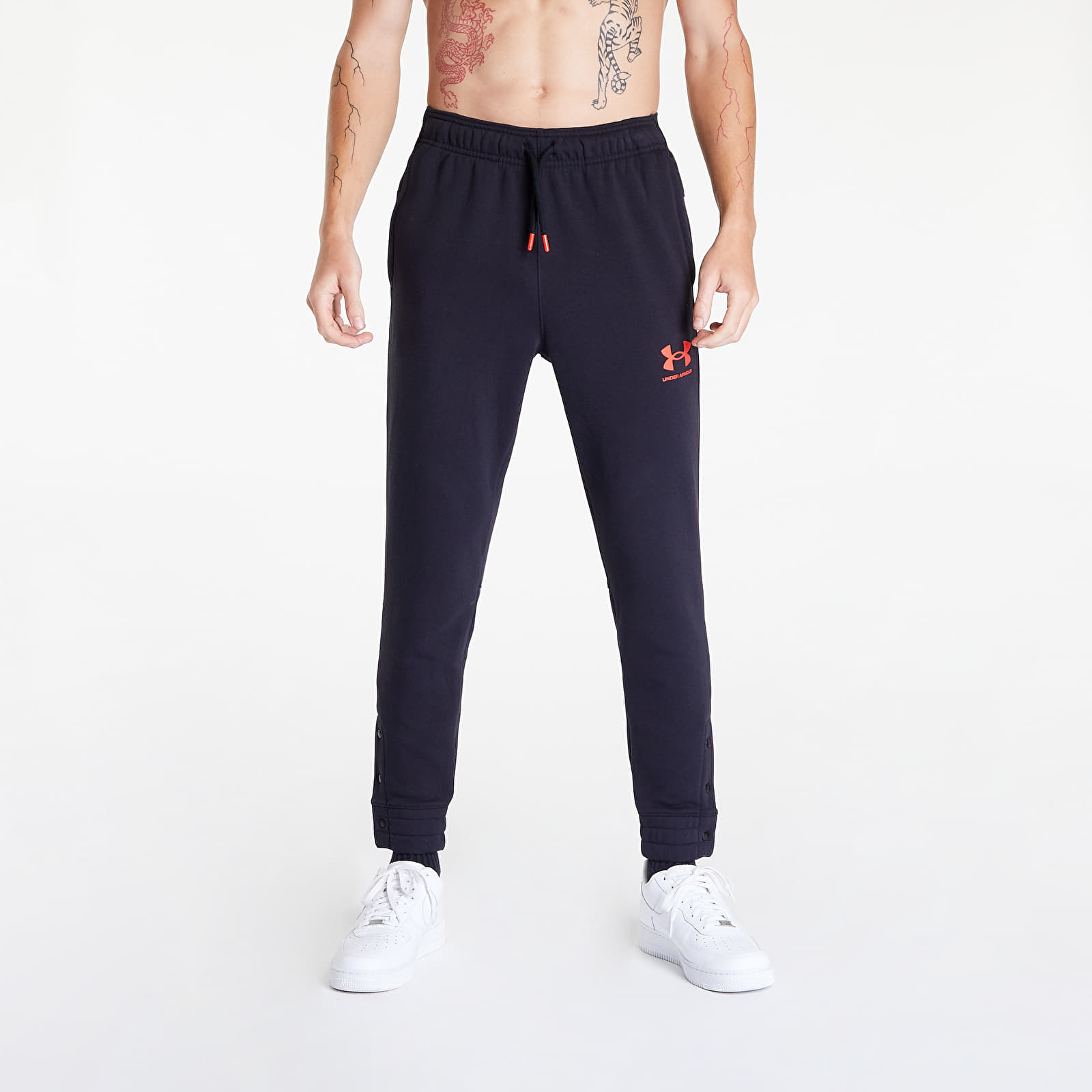 Ua accelerate sweatpants sale