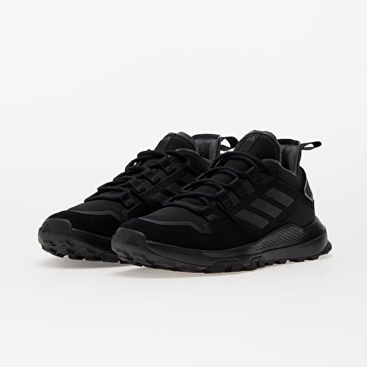 Adidas terrex clearance all black