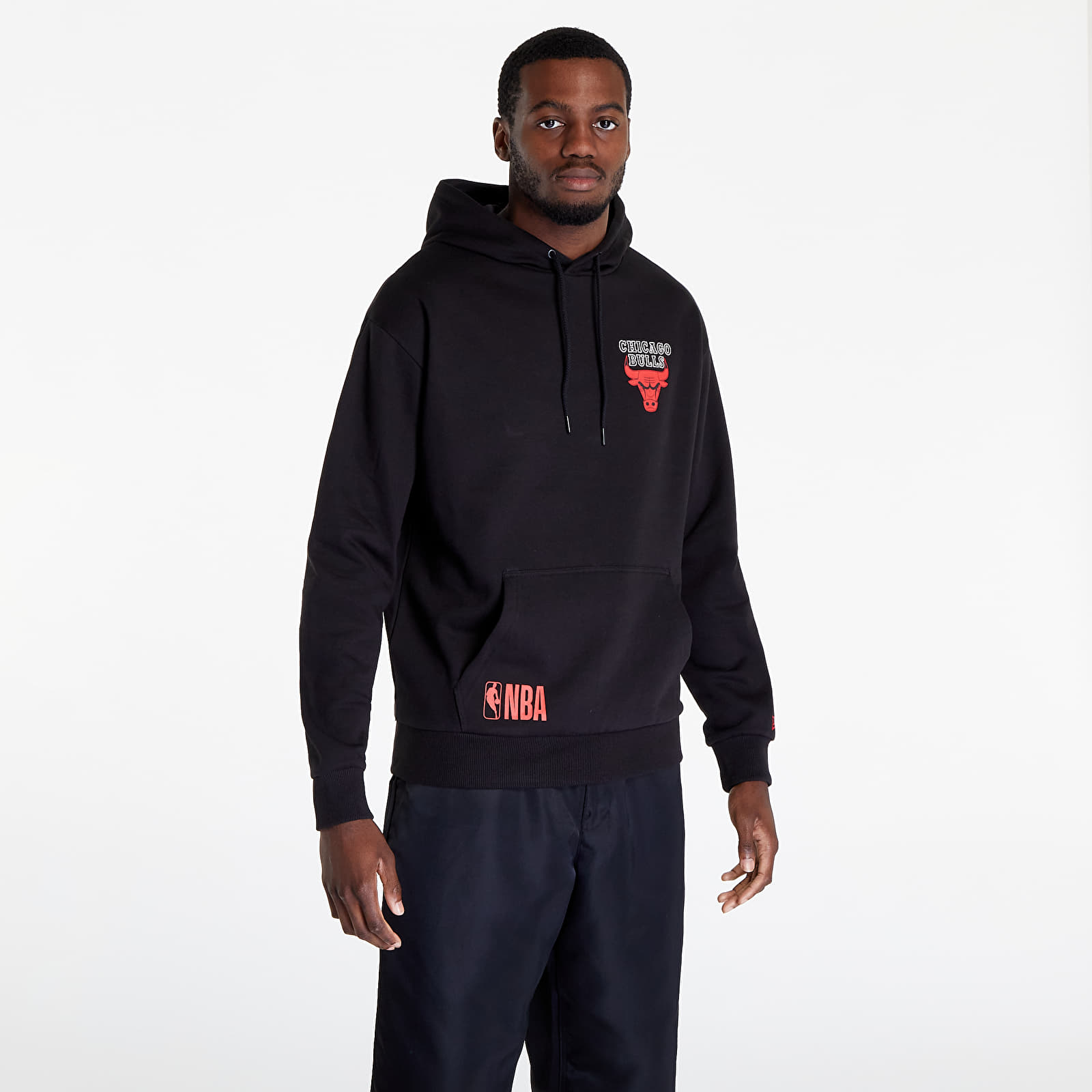 Hoodies and sweatshirts  New Era NBA Half Logo Oversized Hoody Chicago Bulls Black/ FDR
