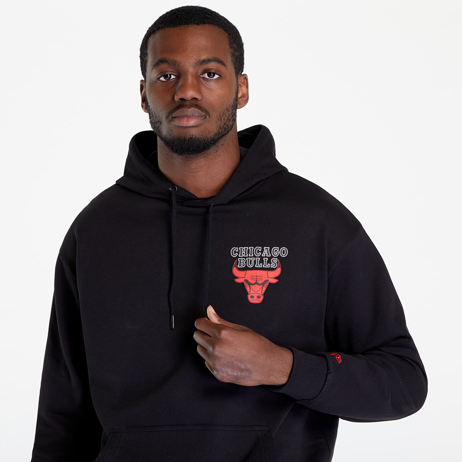 Hoodies and sweatshirts  New Era NBA Half Logo Oversized Hoody Chicago Bulls Black/ FDR