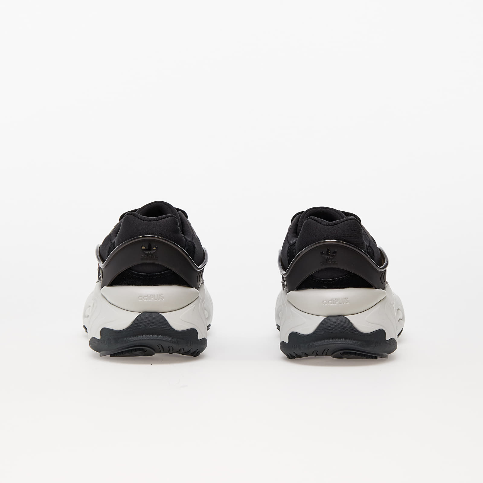 Férfi cipők adidas Oznova Core Black/ Active Purple/ Crystal White