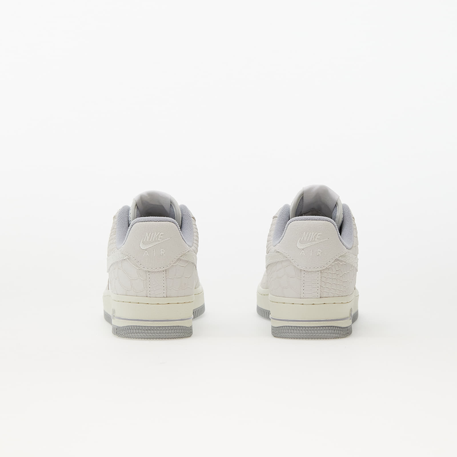 Dámske topánky a tenisky Nike Wmns Air Force 1 '07 Summit White/ Summit White-Sail-Wolf Grey