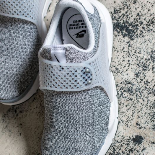 sock dart nike white