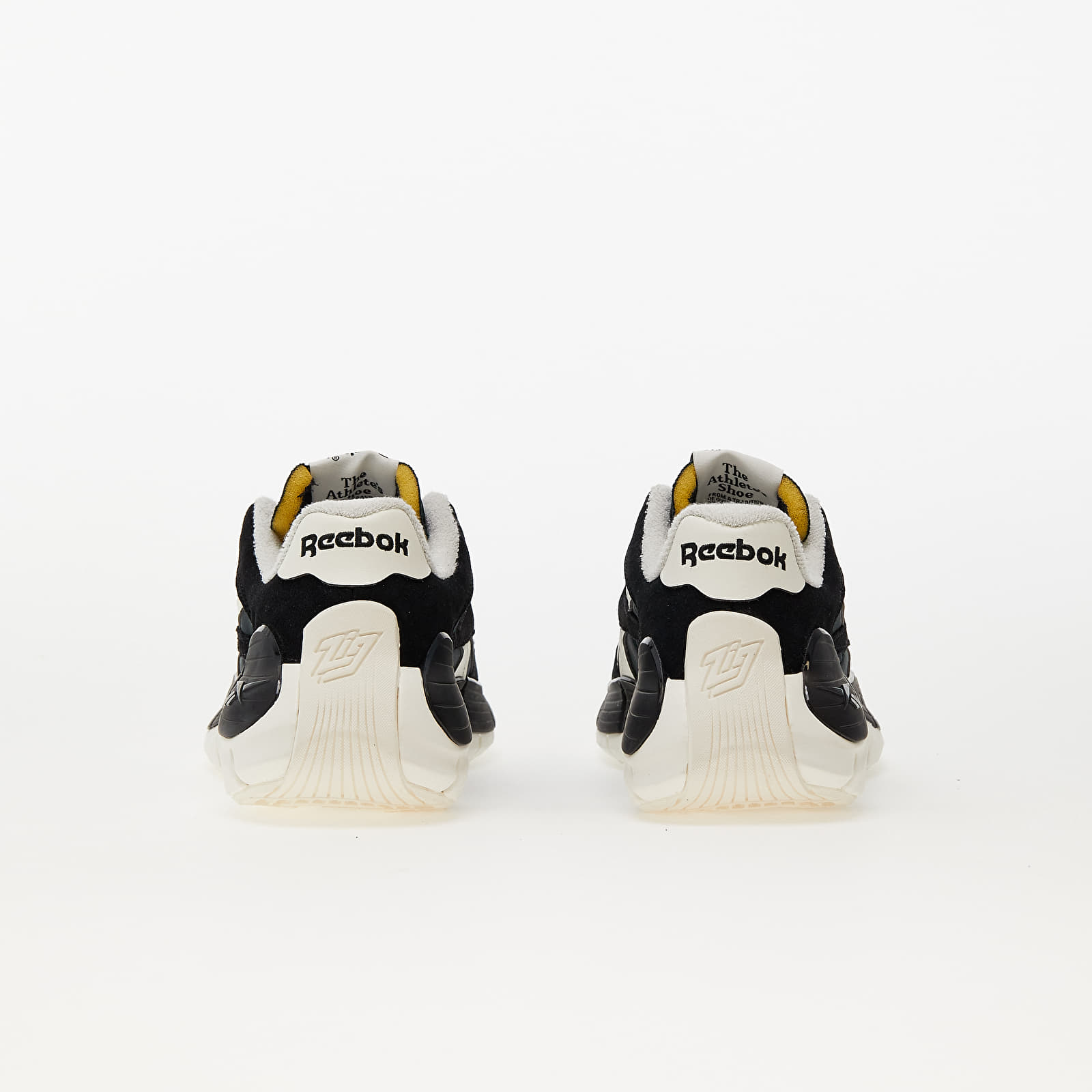 Moški čevlji Reebok Zig Kinetica 2.5 PL Core Black/ Chalk/ Core Black
