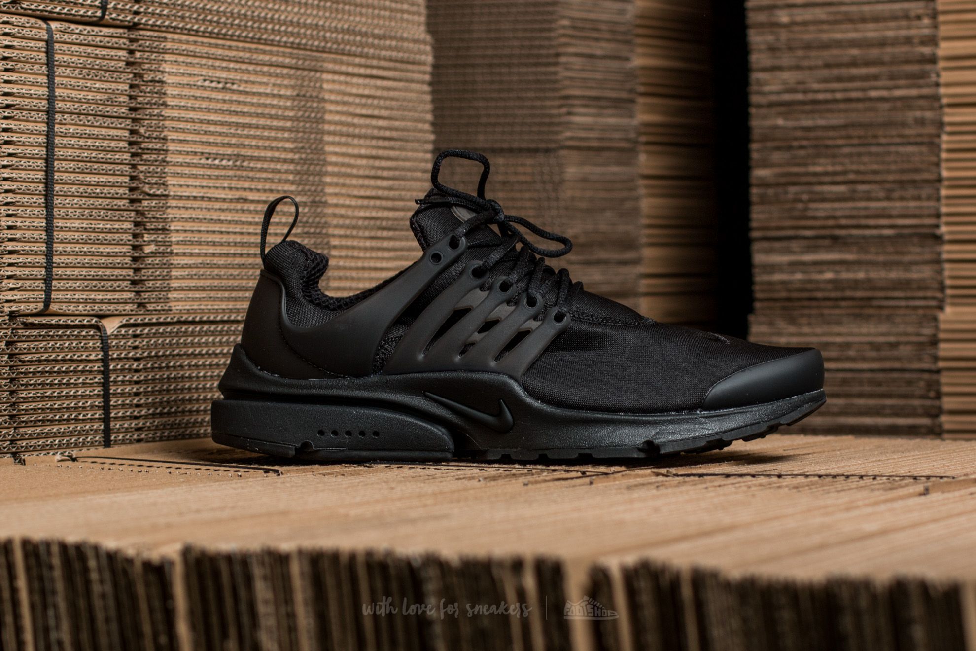 Men s shoes Nike Air Presto Essential Black Black Black Footshop