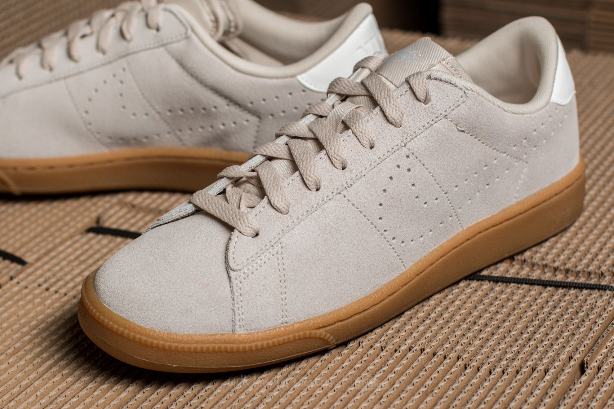 Scarpe uomo Nike Tennis Classic CS Suede Oatmeal/ Oatmeal-Ivory