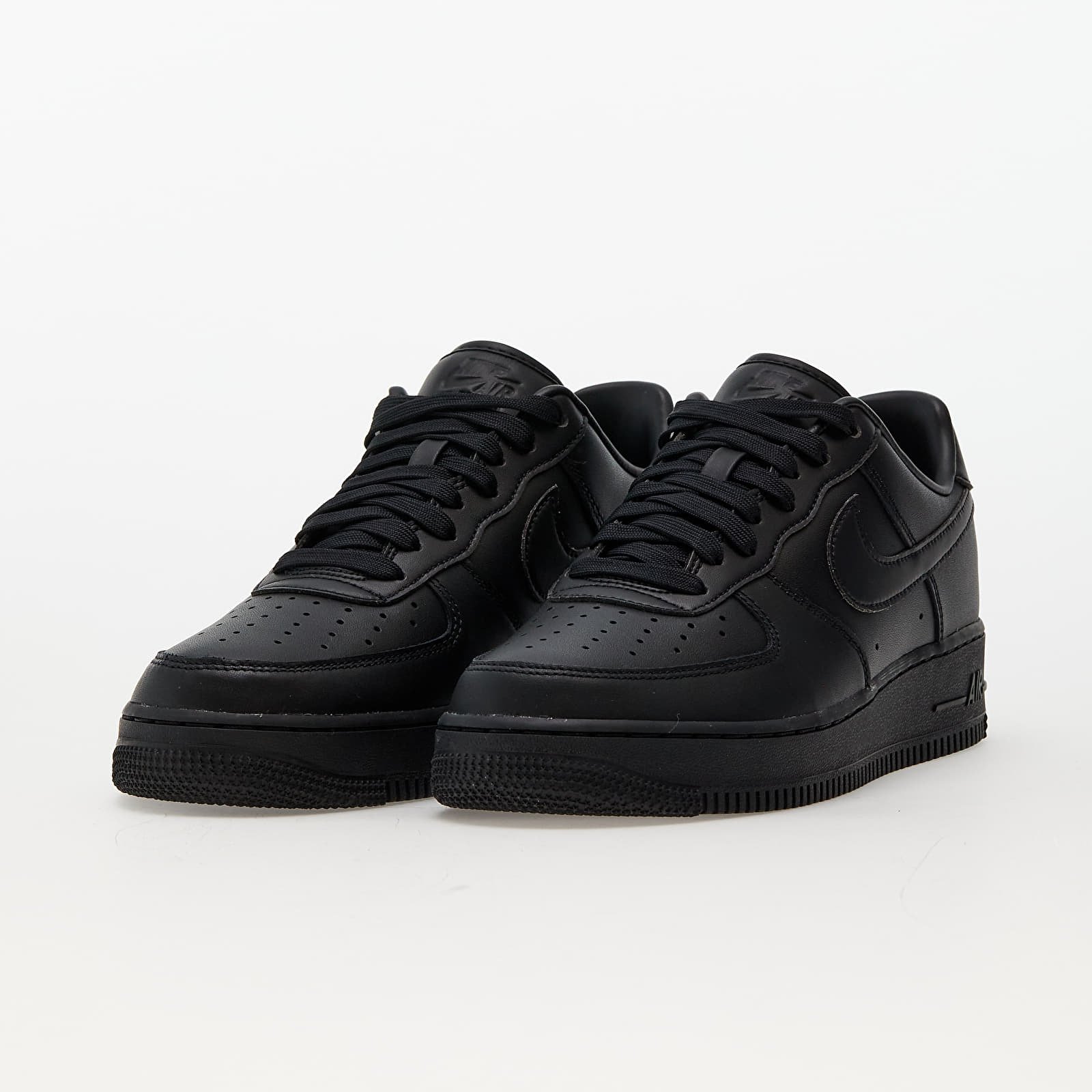 Кросівки Nike Air Force 1 '07 Fresh Black/ Anthracite-Black-Black EUR 37.5