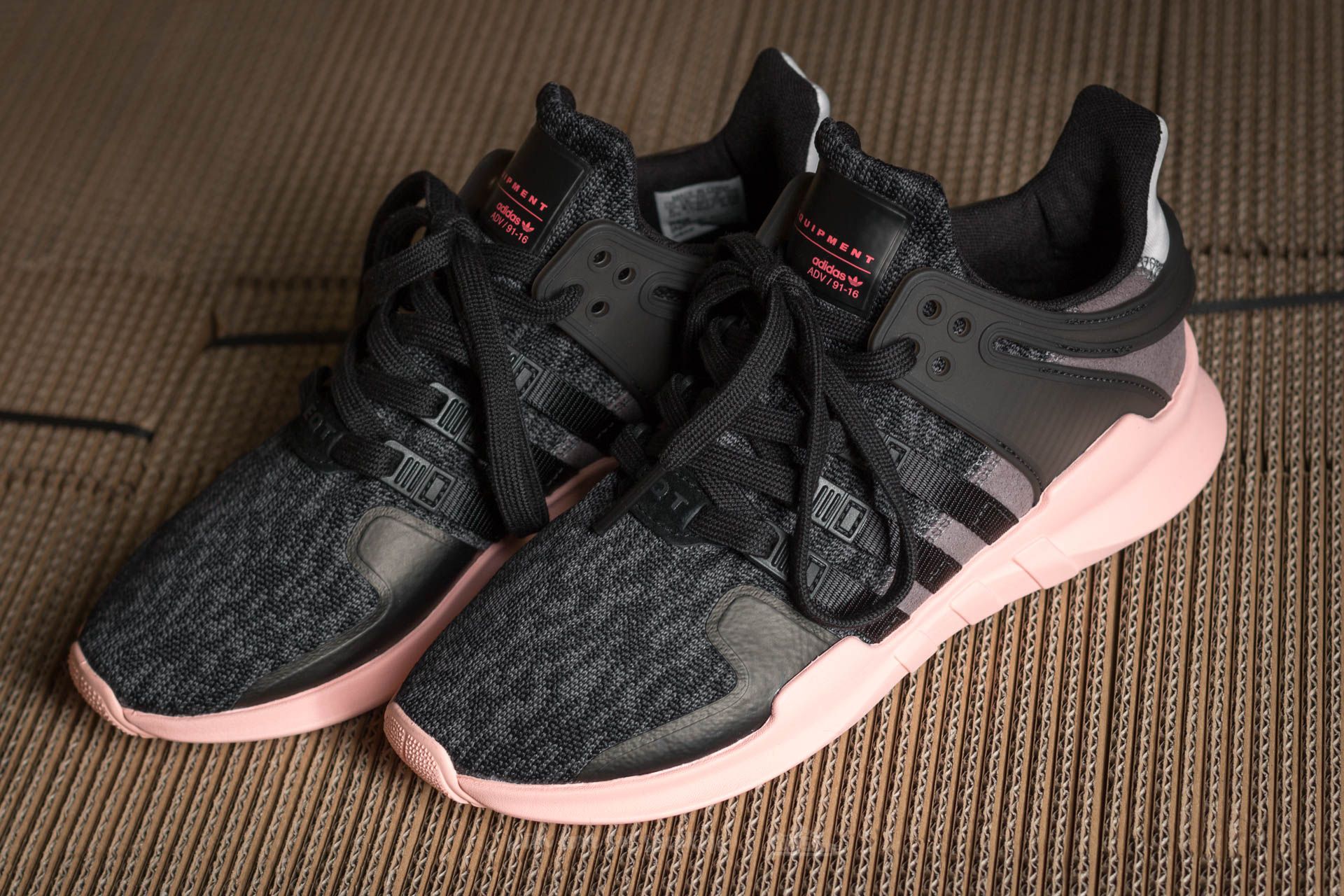 品質保証 Women's shoes Black Core W ADV Support Equipment adidas その他