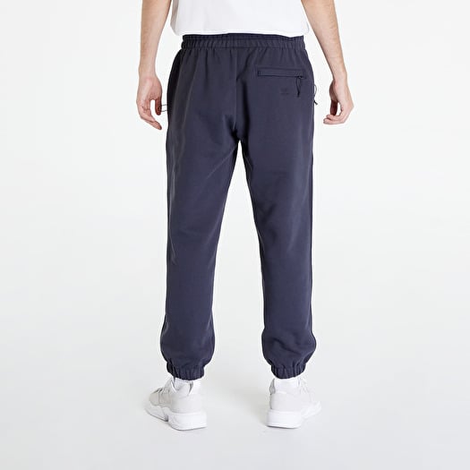 Hosen und Jeans adidas Originals Pharrell Williams Basics Pants Gender Neutral Night Grey Footshop