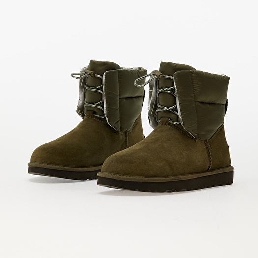 Ugg w olive hotsell