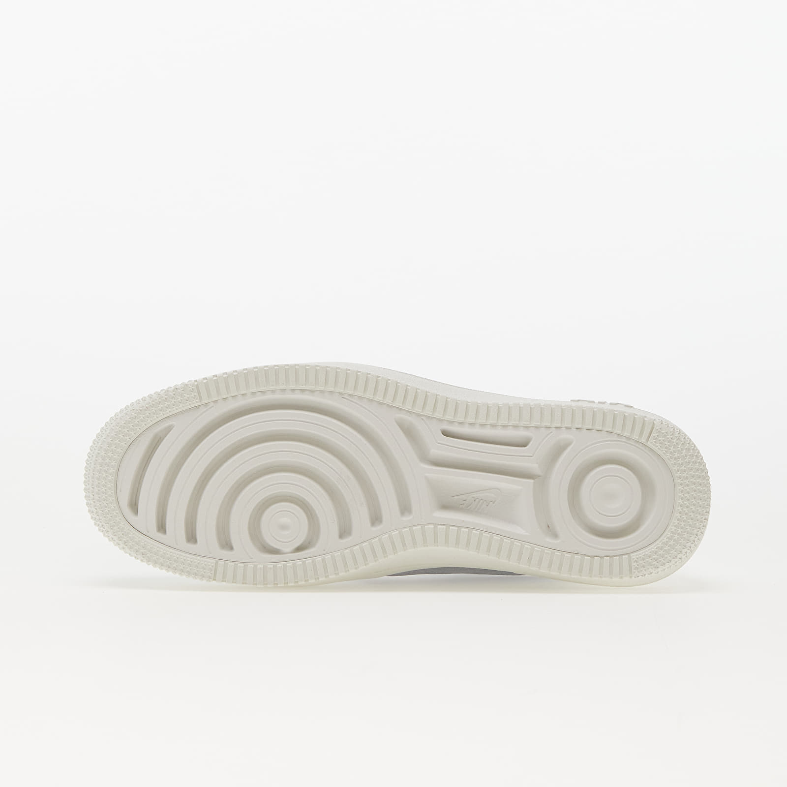 Chaussures et baskets femme Nike W Air Force 1 PLT.AF.ORM Summit White/ Metallic Silver-Sail