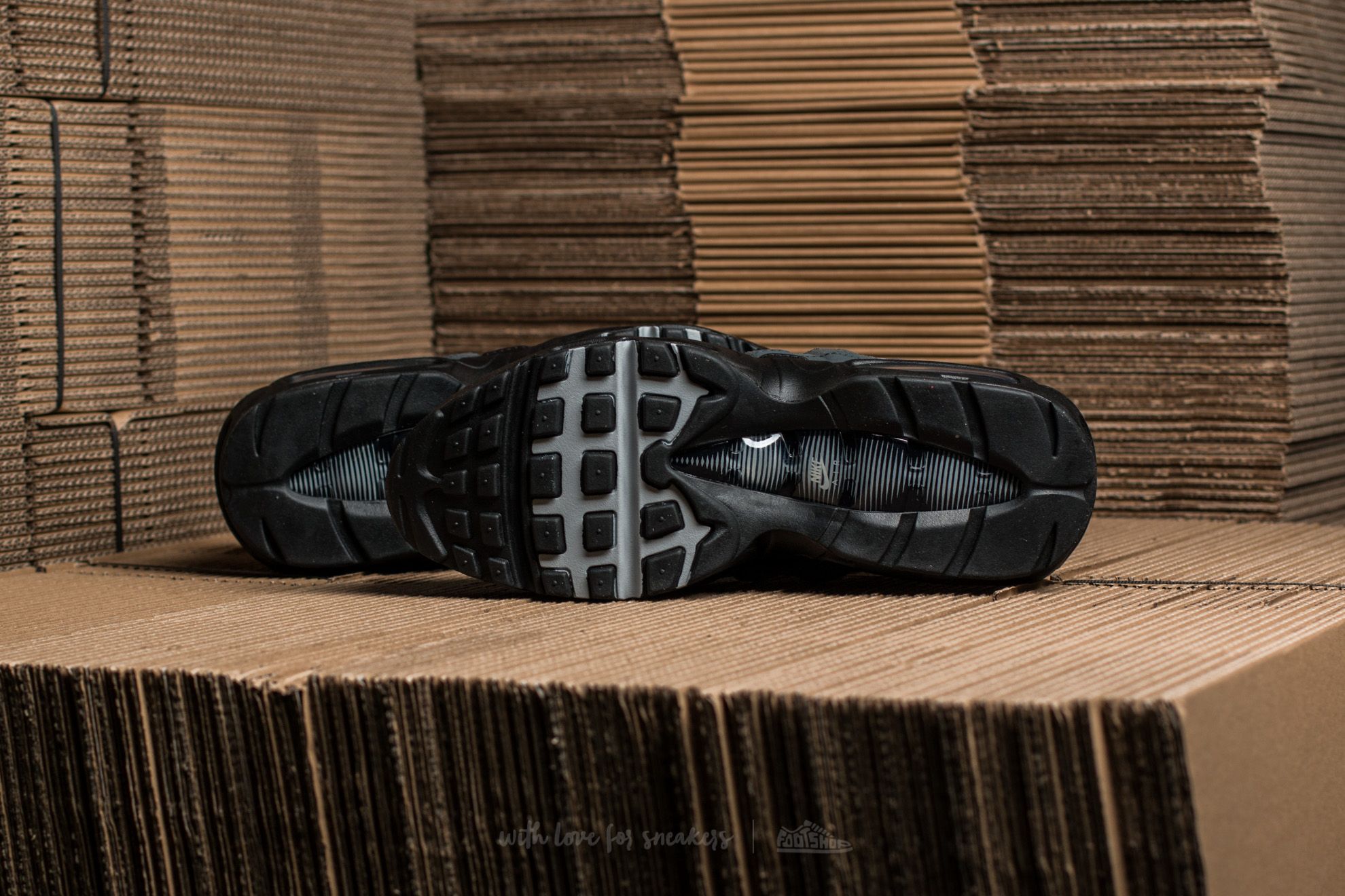 Moški čevlji Nike Air Max 95 Essential Black/ Wolf Grey-Anthracite