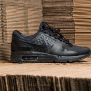 Nike zero cheap essential black
