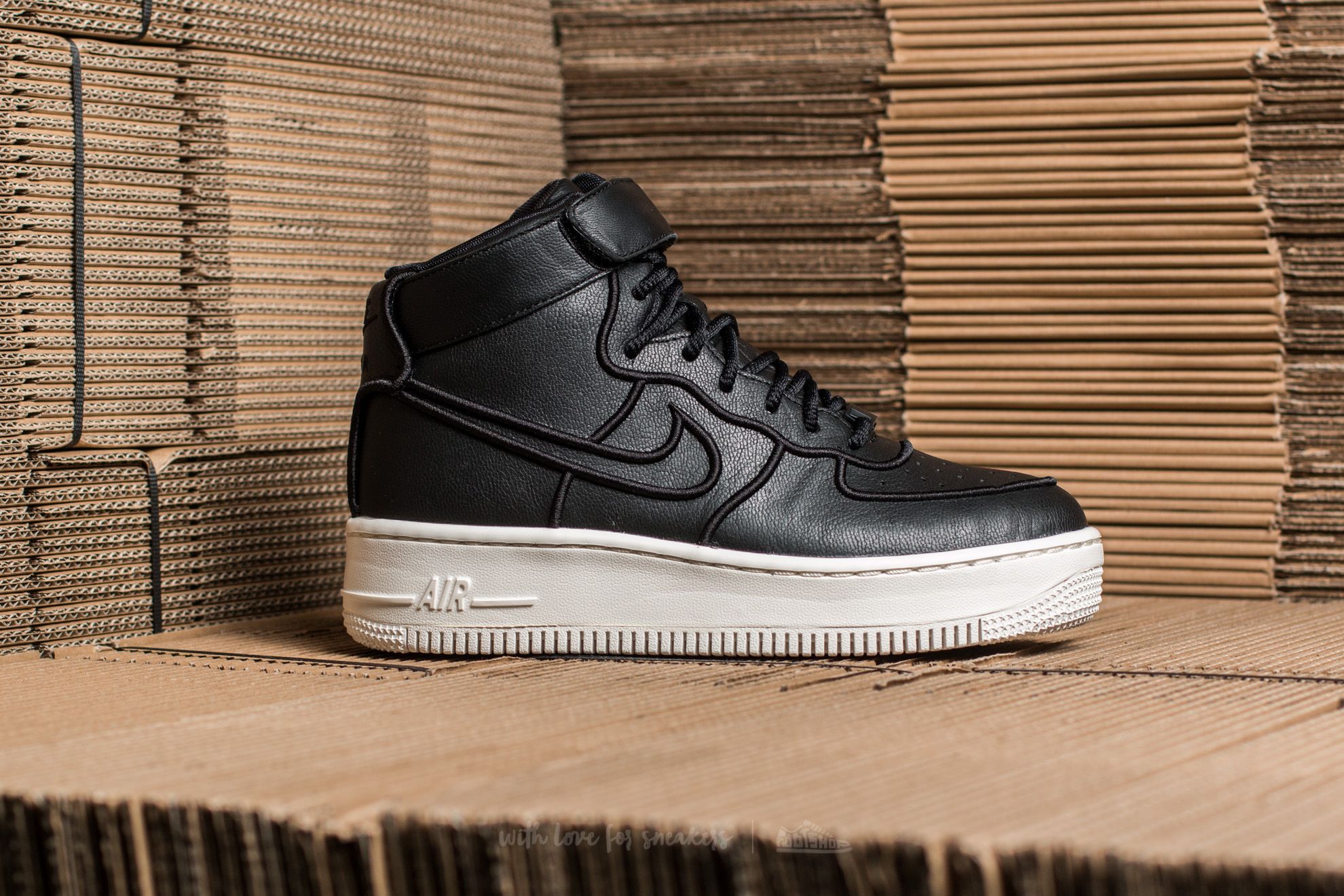 Sapatos de mulher Nike Wmns Air Force 1 Upstep Hi SI Black/ Black-Ivory