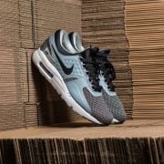 Nike zero outlet essential black