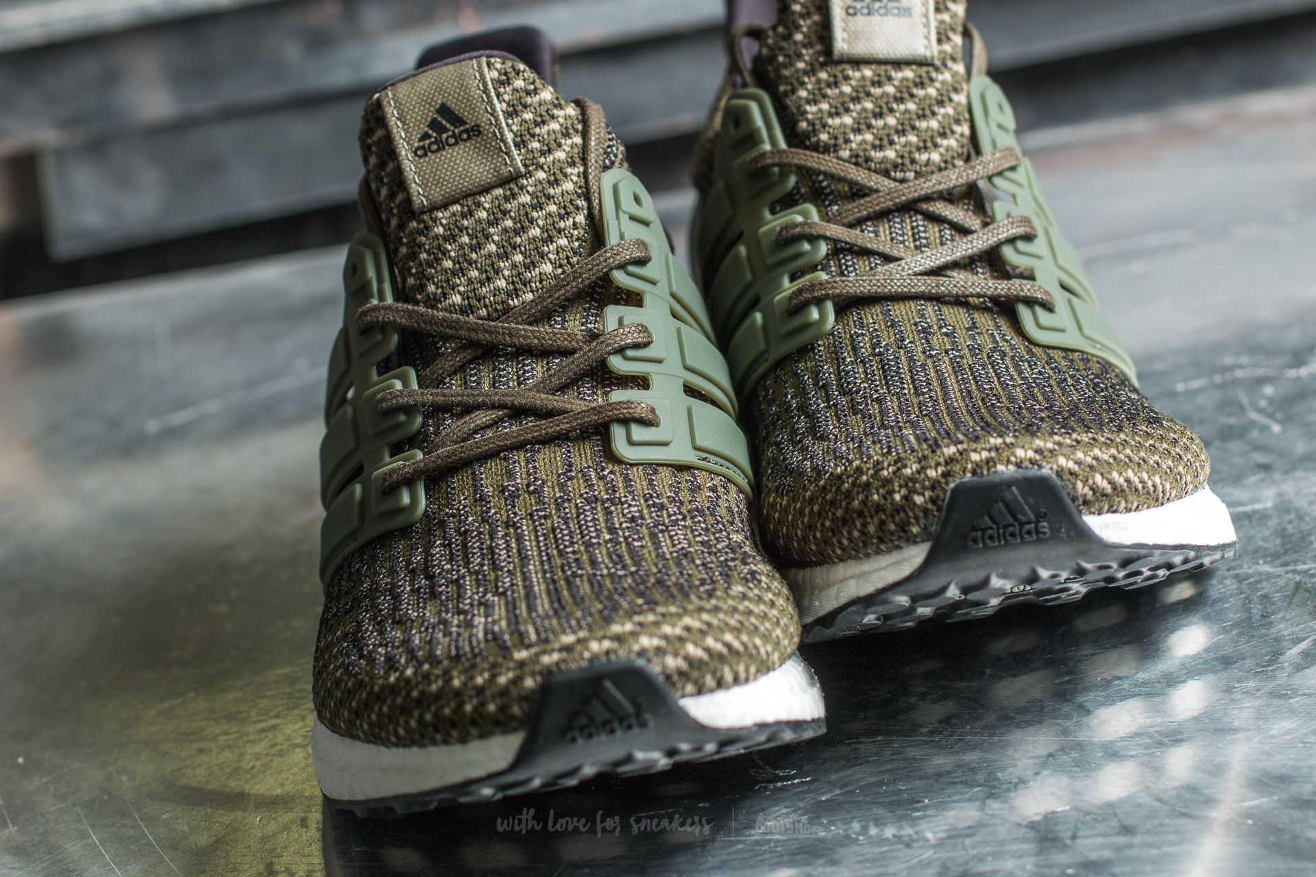 Ultra boost trace cargo shop