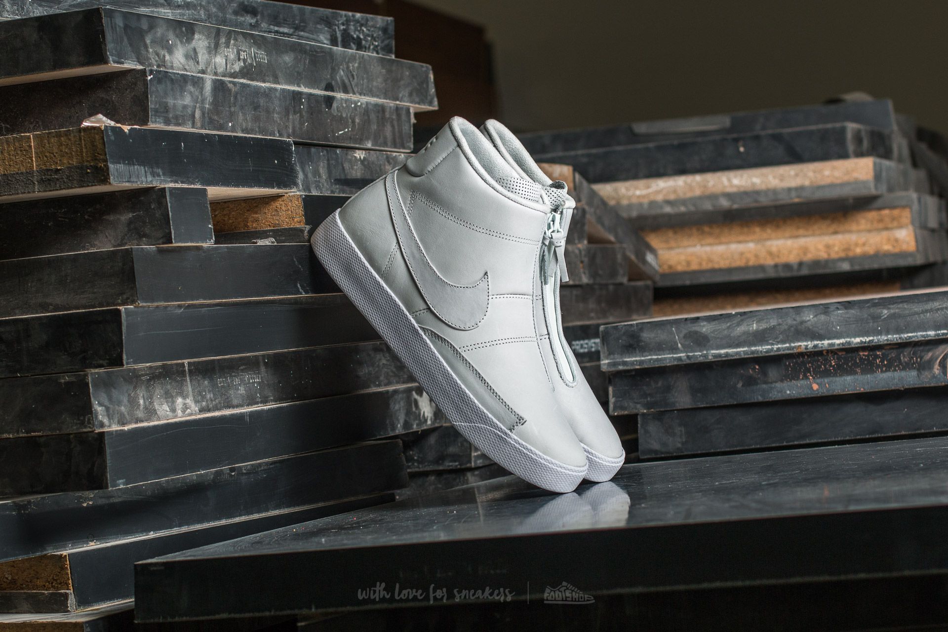 Chaussures et baskets homme NIKELAB Blazer ADVNCD Off White/ Off White-White