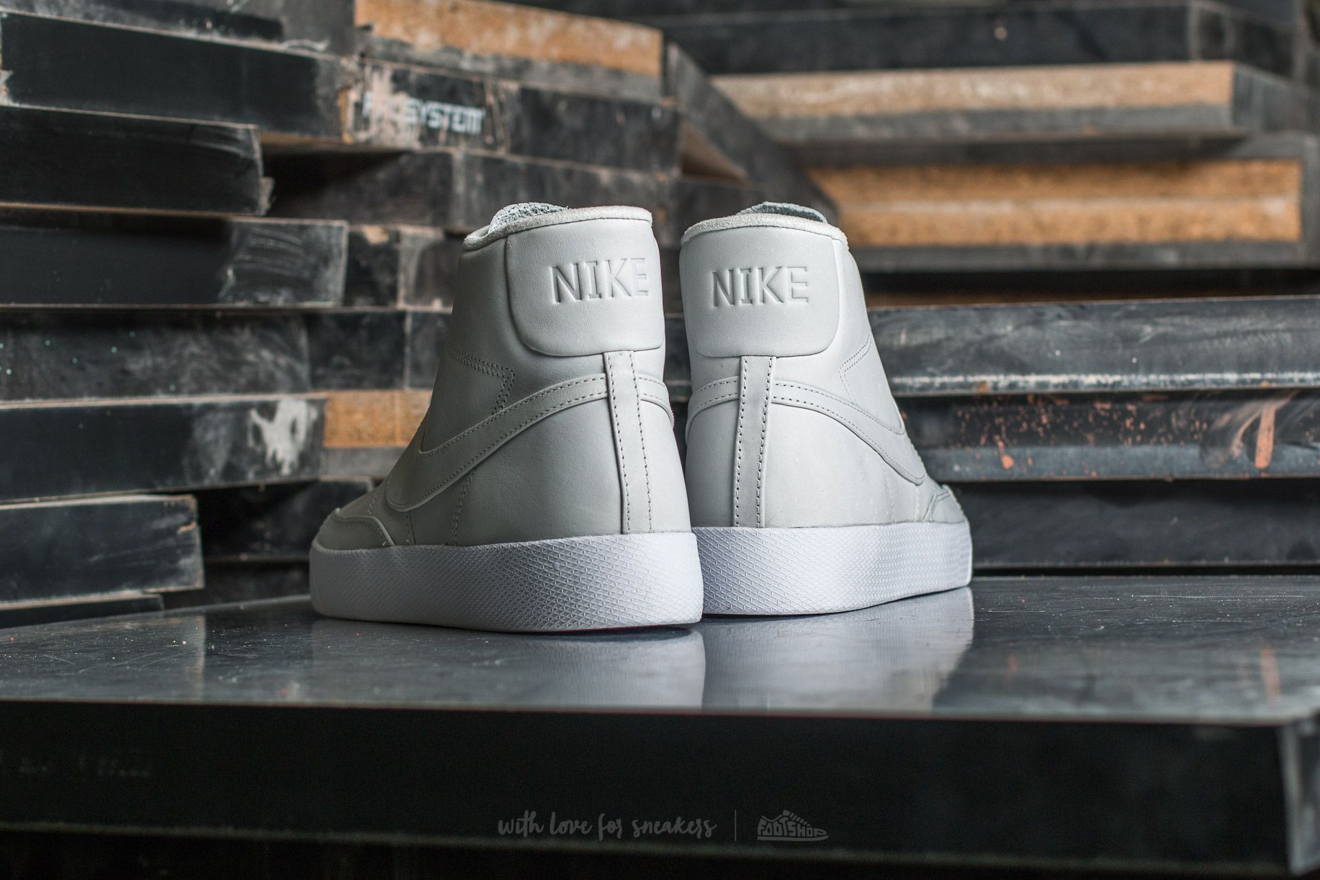 Nikelab blazer advanced deals off white