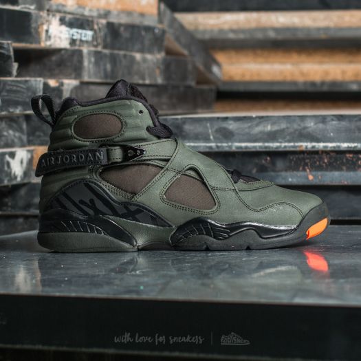 Air Jordan 8 Retro BG