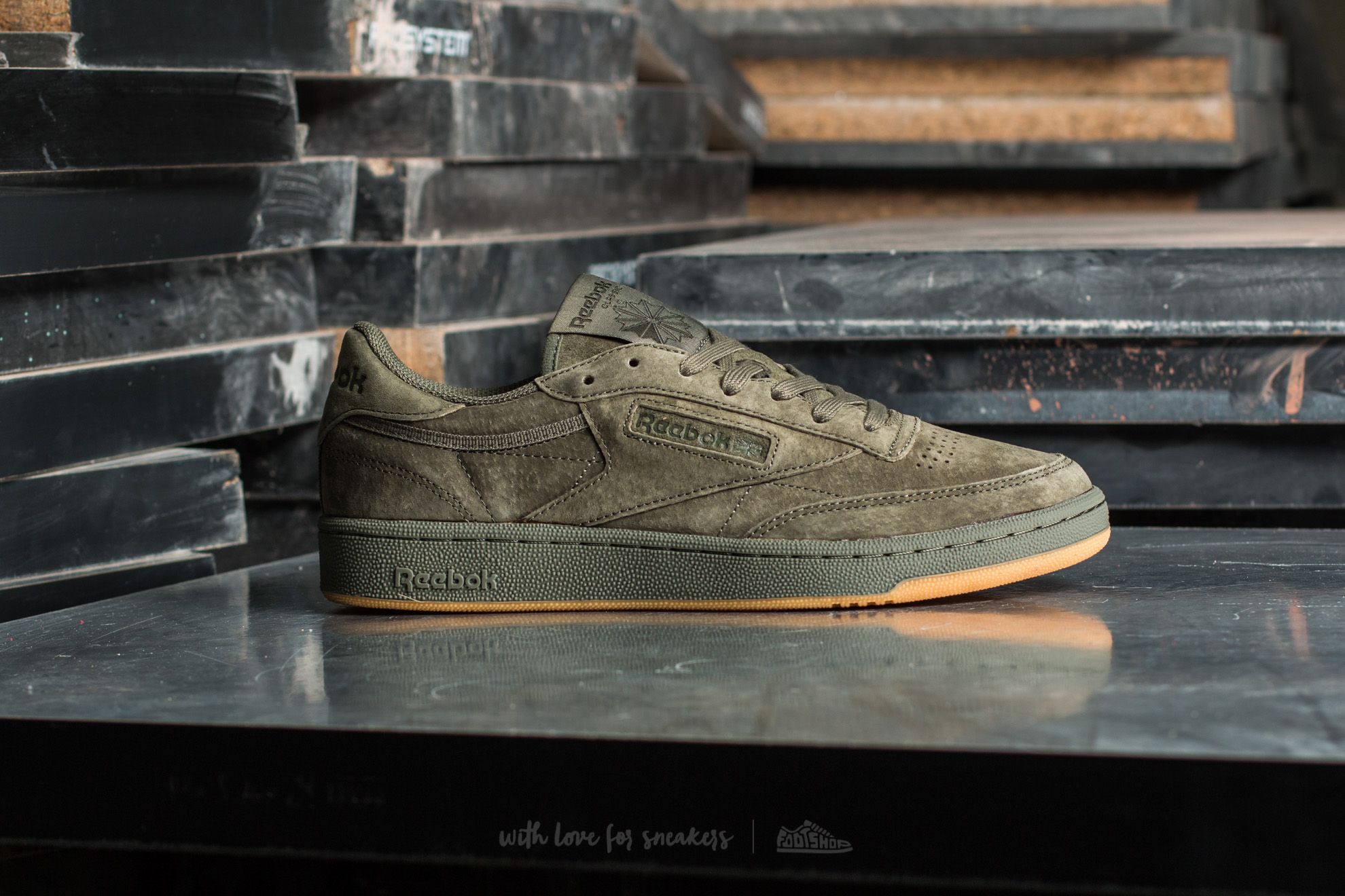 reebok club c 85 hunter green