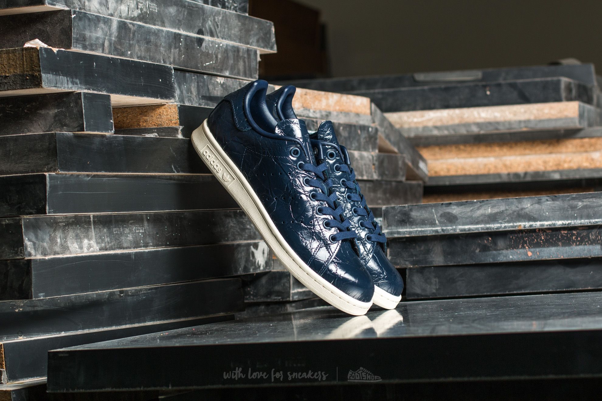 Women s shoes adidas Stan Smith W Collegiate Navy Off White Footshop