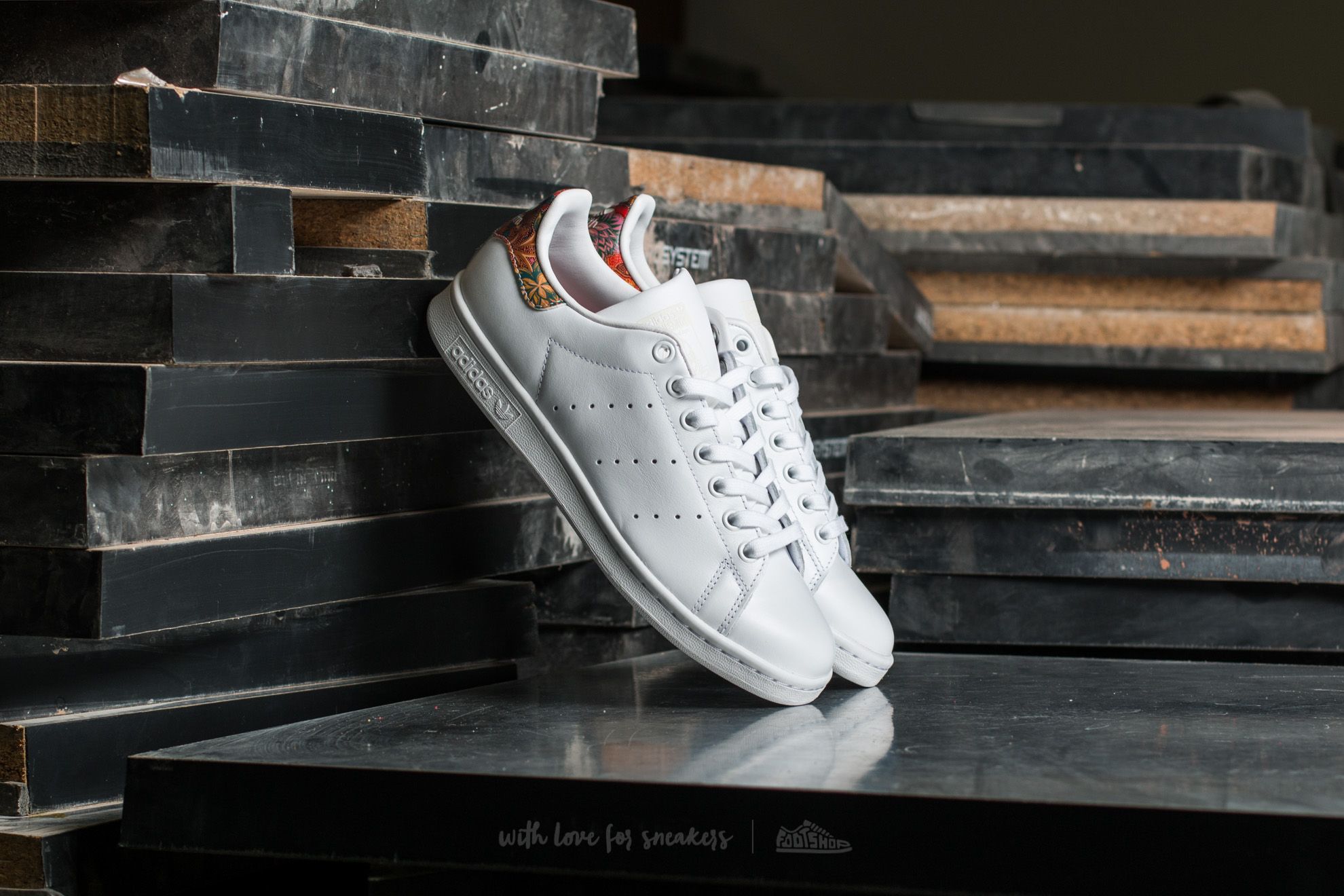 Ženski čevlji adidas Stan Smith W Ftw White/ Off White