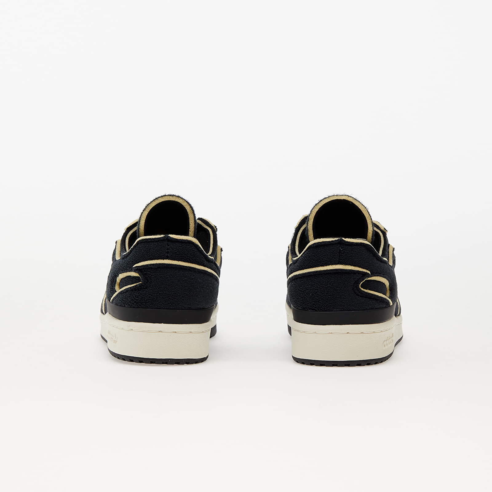Zapatillas Hombre adidas Cozy Forum 84 Low Core Black/ Core White/ Off White