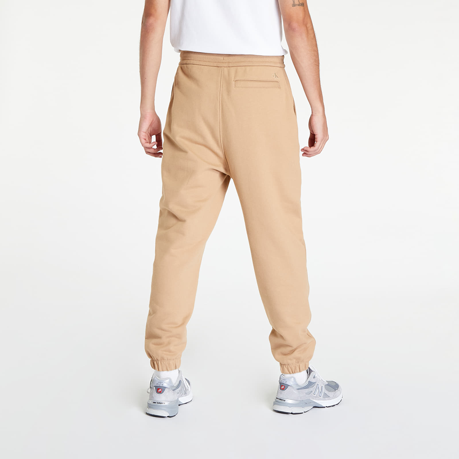 Pants and jeans Calvin Klein Jeans Stacked Logo Hwk Pant Timeless Camel