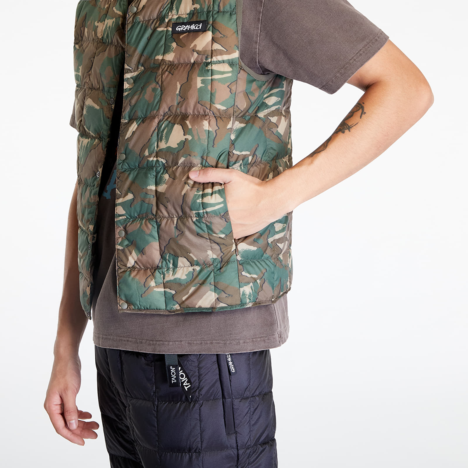 Westen Gramicci x Taion Inner Down Vest UNISEX Camo
