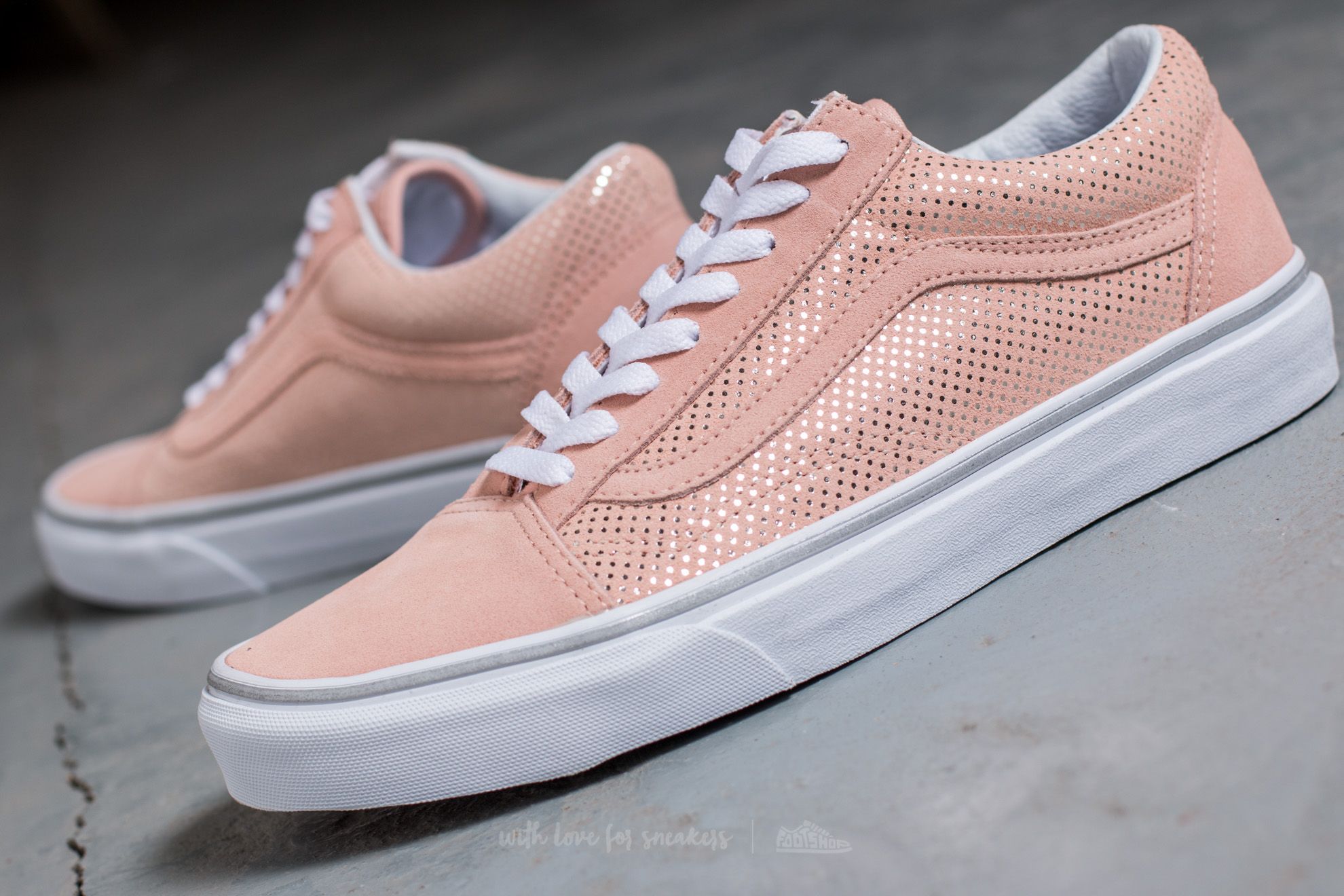 Women s shoes Vans Old Skool Metallic Dots Rose Spanish Villa Footshop