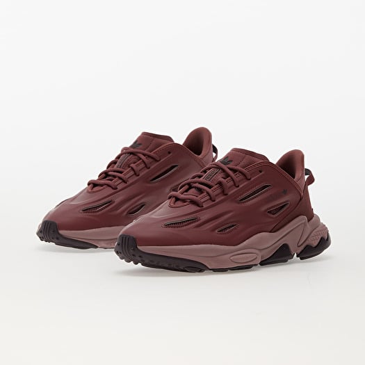 Ozweego rouge homme deals