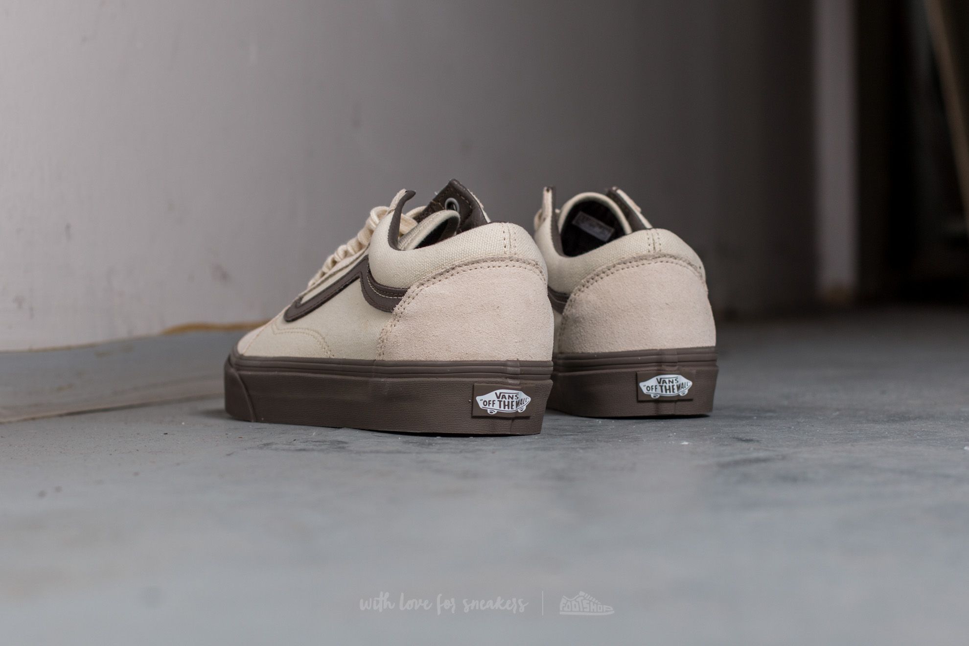 Old skool sale cream