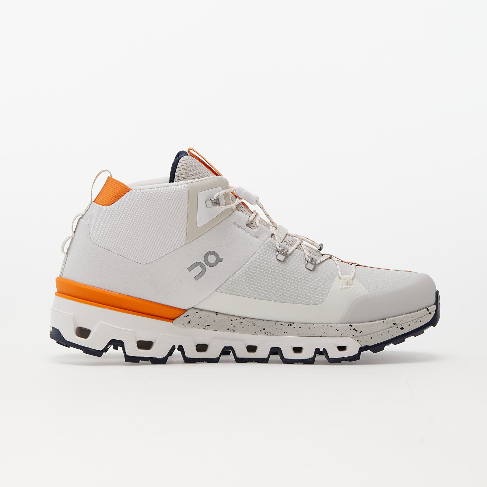 Férfi cipők On M Cloudtrax Frost/ White