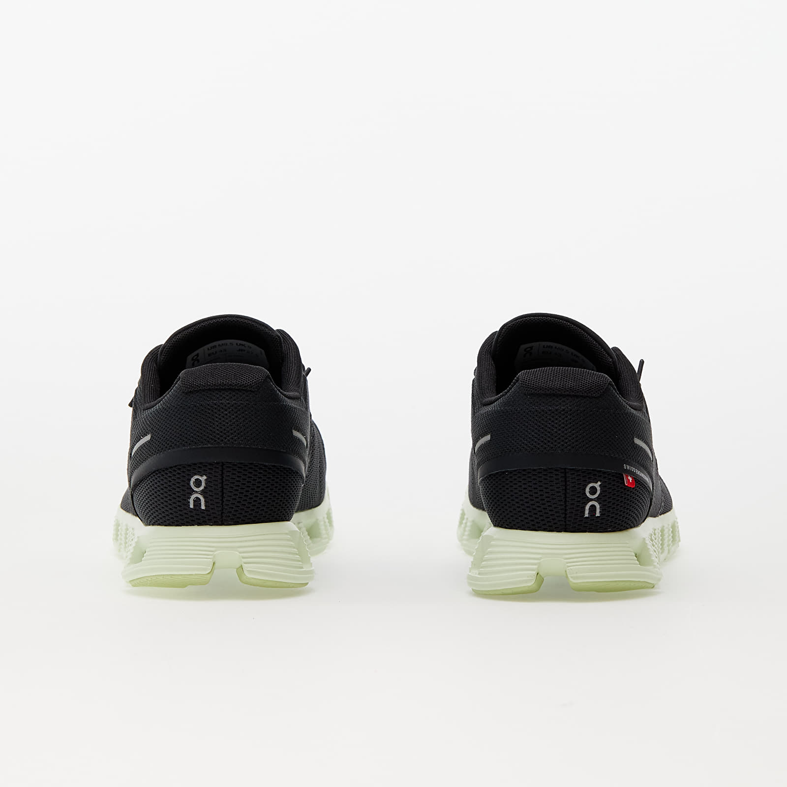 On M Cloud Magnet/ Oasis | Footshop